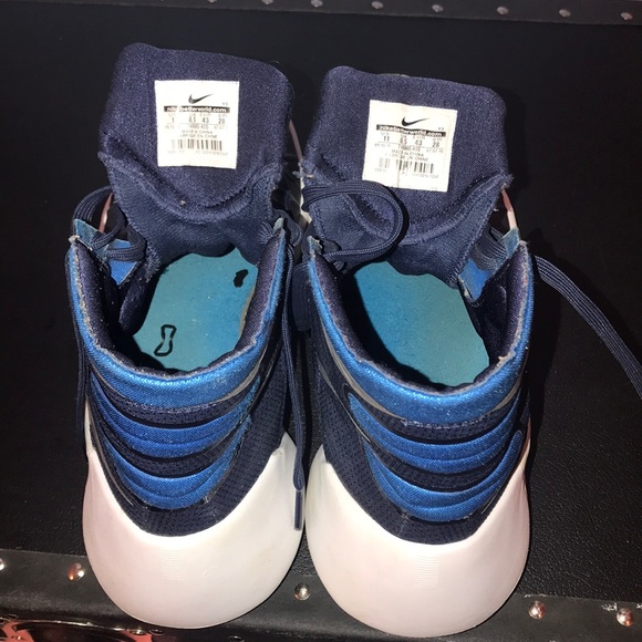nike basketball shoes. - Picture 5 of 5